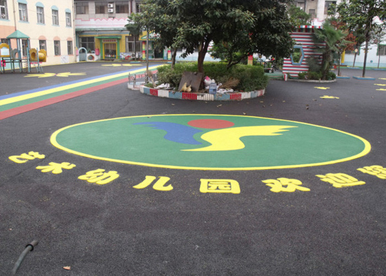 चीन उच्च घर्षण प्रतिरोध के साथ कार्यालय होम कालीन रंगीन कृत्रिम घास आपूर्तिकर्ता