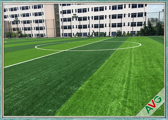 चीन जैतून का आकार फुटबॉल फील्ड सॉकर कृत्रिम घास विरोधी यूवी 2/4/5 मीटर रोल चौड़ाई आपूर्तिकर्ता