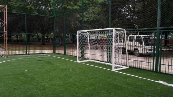 चीन फुटबॉल के मैदान / खेल के मैदान के लिए हरा / जैतून हरा आउटडोर खेल कृत्रिम टर्फ आपूर्तिकर्ता